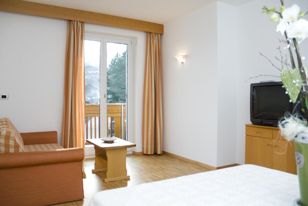 Hotel Loewenwirt Чермес Номер фото